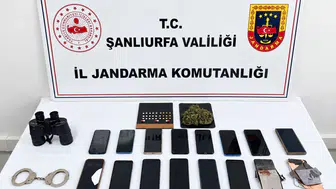 Mısır tarlasında dolandırıcılık yapan 3 kişi yakalandı