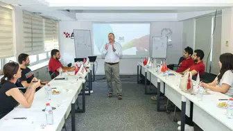 AOSB Akademi’de yöneticilik ve sürdürülebilir büyüme eğitimi verildi