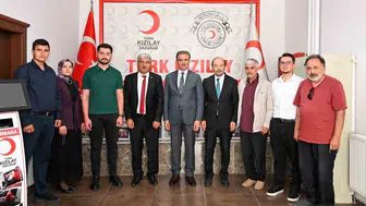 Vali aydın baruş, Türk Kızılay erzurum şubesini ziyaret etti