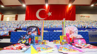 Samsun'da ilkokul birinci sınıfa başlayan öğrenciler çanta ve kırtasiye seti alacak