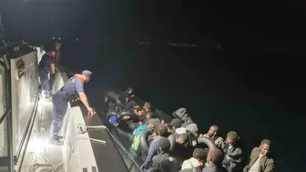 Didim'de düzensiz göçmen yakalaması: 32 kişi kurtarıldı