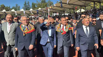 Adalet Bakanı akın gürlek söğüt şenliklerinde halkla buluştu