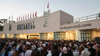 İzmir Enternasyonal Fuarı'nda kahkaha dolu anlar var