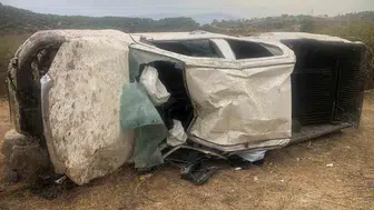 Karpuzlu'da kamyonet takla attı, 3 kişi yaralandı
