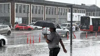 Düzce'de okullar açılırken sağanak yağış bekleniyor