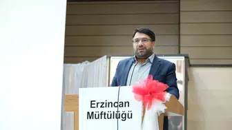 Diyarbakır'a atanan Erzincan İl Müftüsü Fakirullahoğlu, personeliyle duygusal bir veda gerçekleştirdi