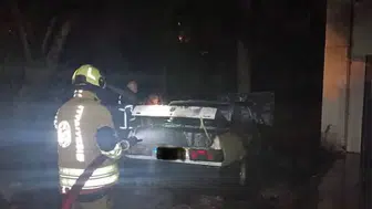 Dörtyol'da TOFAŞ otomobilinde çıkan yangın kontrol altına alındı
