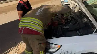 İskenderun'da kontrolden çıkan otomobilde 2 kişi yaralandı