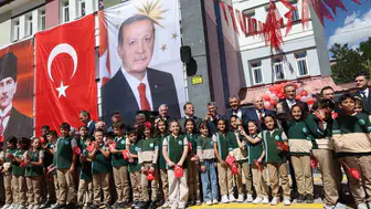 Erzurum'da ilköğretim haftası açılışı coşkuyla yapıldı