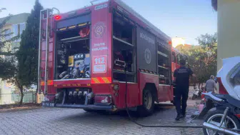 Bursa'da garajda başlayan yangın apartman sakinleri tarafından söndürüldü