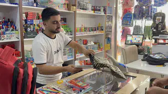 Tatvan'da eğitim destek projesi: askıda kırtasiye ile ihtiyaç sahibi öğrenciler gülümsüyor