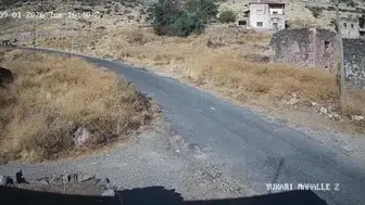 Traktör kazasında yaşam savaşını kaybeden 75 yaşındaki kadın: O anlar güvenlik kamerasında