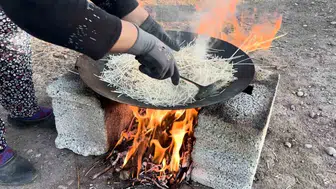 Yazılı köyünde kışa hazırlanıyorlar: Erişte geleneği yaşatılıyor