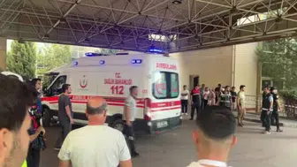 Turgutlu’da okul önünde silahlı saldırı: 11 öğrenci yaralandı