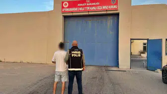 Uyuşturucu ticareti yapmaktan aranan şahıs Afyonkarahisar'da yakalandı