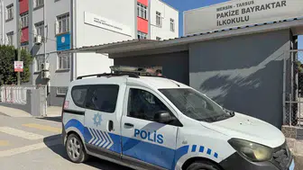 Tarsus'ta 1. sınıf öğrencisinin çantasından tabanca bulundu