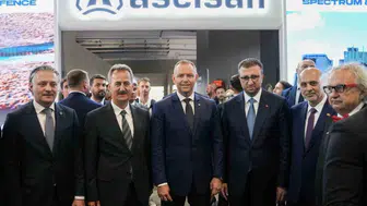 Polonya Cumhurbaşkanı nawrocki, aselsan'ın yeniliklerini inceledi