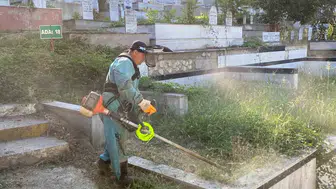 Kocaeli mezarlıklarında kesintisiz bakım ve temizlik devam ediyor