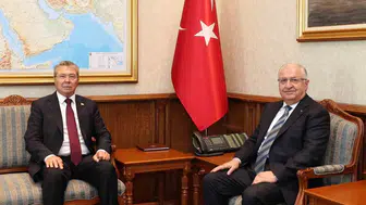 Milli Savunma Bakanı Güler, KKTC Başbakanı Üstel ile temas halinde