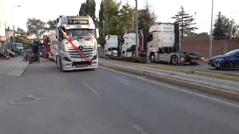 Eskişehir'de tır konvoyuyla düğün sürprizi: Damat ve gelin şoka uğradı
