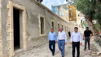 İskenderun Lisesi'nde restorasyon çalışmaları sürüyor