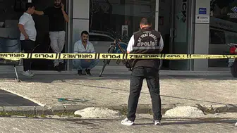 Aksaray’da 5. kattan düşen 49 yaşındaki adam hayatını kaybetti