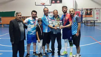 Aydıntepe'deki voleybol turnuvasında şampiyon Yakutiye Gençlik
