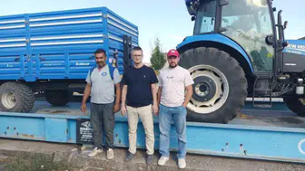 Manyas'ta ayçiçeği hasadı devam ediyor, ön alım fiyatı 37 lira
