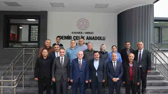 İsmail Kahraman, okuduğu Karabük Demir Çelik Anadolu Lisesi'ni ziyaret etti