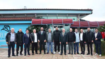 Şadi Özdemir, bursaspor tribün liderleriyle bir araya geldi