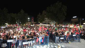 Sarıgöl kurtuluş kutlamalarında zakkum rüzgarı: Eğlence dolu bir gece