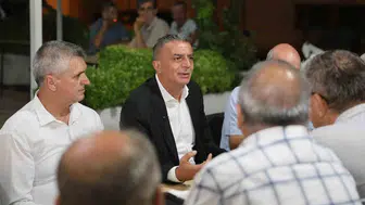 Başkan Şimşek, Aşağıçobanisa’da vatandaşların sorunlarını dinledi