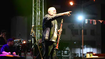 Kırkağaç’ta kurtuluş coşkusu: Hüsnü Şenlendirici müziğiyle festivale renk kattı