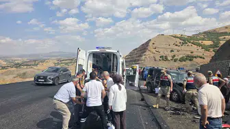 Bingöl-Erzurum kara yolunda trafik kazası: 6 yaralı