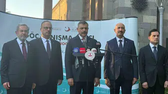 İçişleri Bakanı Çiftçi, okullara güvenlik artırma hedefiyle el dedektörü dağıttı