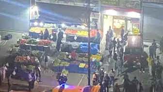 Ankara'da manavlar arasında sopalı kavga: o anlar kamerada