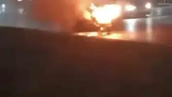 Bursa'da seyir halindeki otomobilde yangın paniği