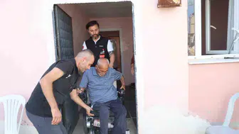Orman yangınında evi yanan yaşlı çiftin eşyaları yenilendi