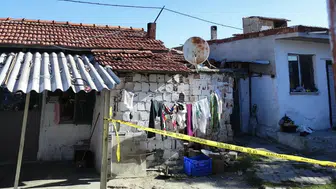 Akhisar'da eşi tarafından bıçaklanan kadın hastanede hayatını kaybetti