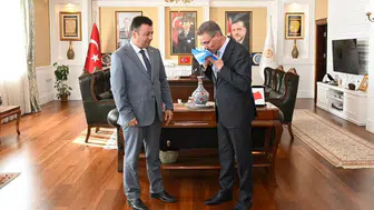 Türkmeneli heyeti Erzurum valisini ziyaret etti