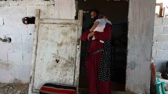 Adana'da dolandırıcılık kurbanı olan kadın, 5 çocuğuyla ahırda yaşamaya başladı