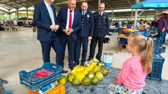 Hisarcık pazar yerinde esnaf ve vatandaşlarla buluşma