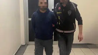 Polis kılığına girip dolandırıcılık yapan şüpheli, kuyumcuda yakalandı