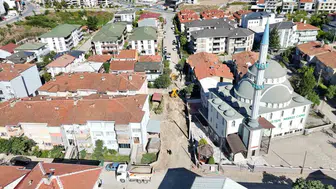 Erenler'de 15 sokağın asfaltlama çalışmaları için hazırlık başladı