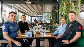 Bilecik emniyet müdürü şehit ailesine vefa gösterdi