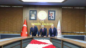 Bingöl'de hayırsever iş adamından ortaokula 27 milyon TL'lik spor kompleksi