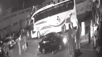 Sultanbeyli'de DEAŞ bağlantılı kişi ile polis arasında çatışma: güvenlik kameraları kaydetti