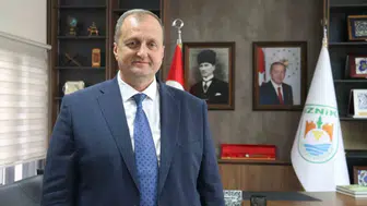 İznik Belediyesi, yeni greyder ile altyapı çalışmalarını hızlandırıyor