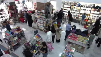 Van'da okul alışverişi dorukta: Kırtasiyelerde bazı ürünler kalmadı