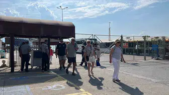 Lüks kruvaziyer Marella Discovery, Alanya İskelesi'ne demir attı